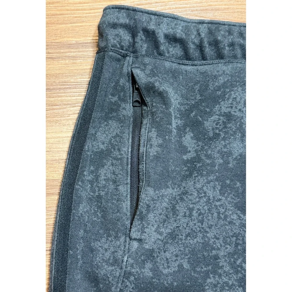 Nike Jordan Dri-FIT Sport Air Fleece Black Camo Jogger Pants (FN5844-010) Sz XL